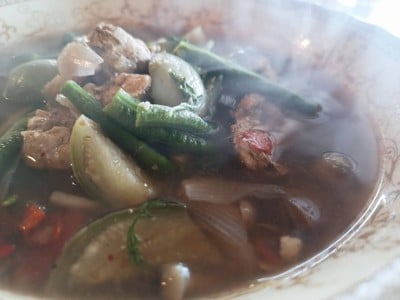 แกงอ่อมไก่