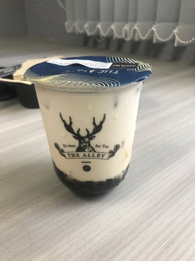 Brown Sugar Deerioca Puff & Fresh Milk.