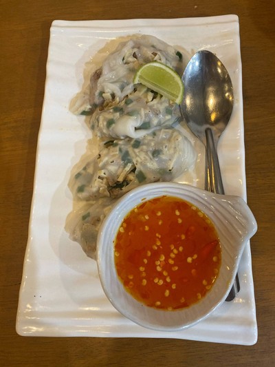 ปากหม้อไส้หมูสับหมูยอ฿50