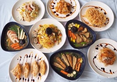 ราดหน้าเส้นกรอบในตำนานสาย 2 (ราดหน้าทะเลเส้นกรอบโบราณ) ราดหน้าเส้นกรอบในตำนานสาย 2 (ราดหน้าทะเลเส้นกรอบโบราณ)