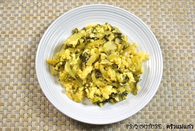 ผักกาดดองผัดไข่  สูตรหวาน