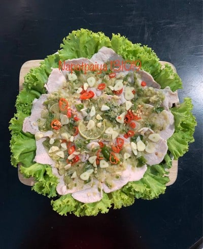 หมูมะนาว