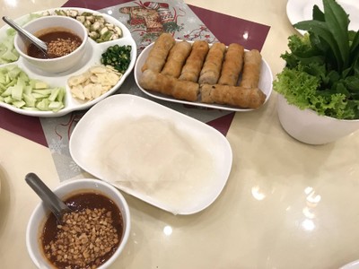 แหนมเนืองชุดใหญ่ 8 ไม้
