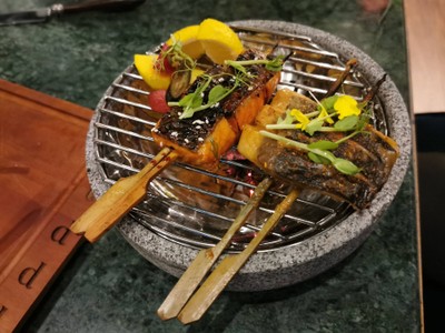 อาหาร หรือ เครื่องดื่ม