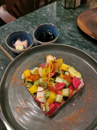 อาหาร หรือ เครื่องดื่ม