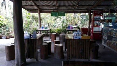 บรรยากาศ ข้าวซอยหนองฮ่อ