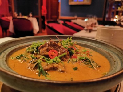 อาหาร หรือ เครื่องดื่ม