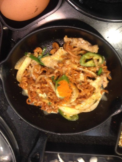 ผัดมาม่า