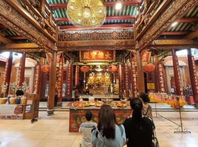 วัดมังกรกมลาวาส (วัดเล่งเน่ยยี่)