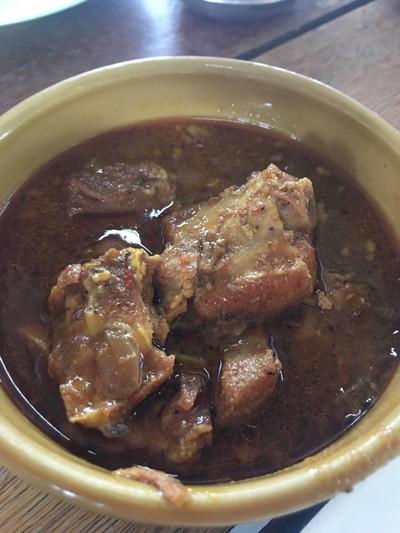 แกงคั่วพริกกระดูกหมู