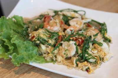 ณ ศรีอักษร (Na Sriaksorn) ณ ศรีอักษร (Na Sriaksorn)