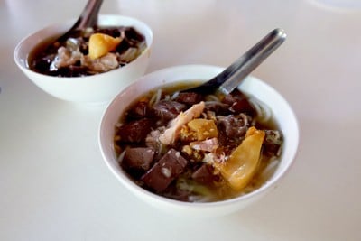 อาหาร หรือ เครื่องดื่ม