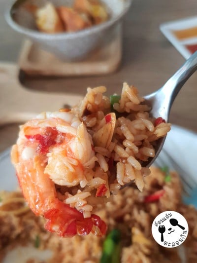 ข้าวผัดต้มยำกุ้ง