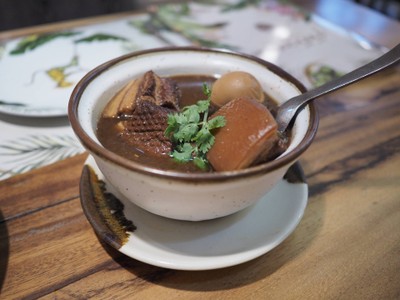 เมนูของร้าน Yoong Khao Hom แอมพาร์ค จุฬา