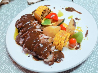 Duck Brest with Chocolate Sauce