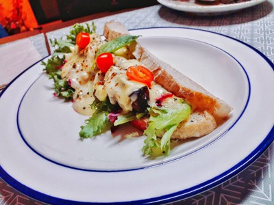 Philadephia Pork Belly Steak with Sourdough