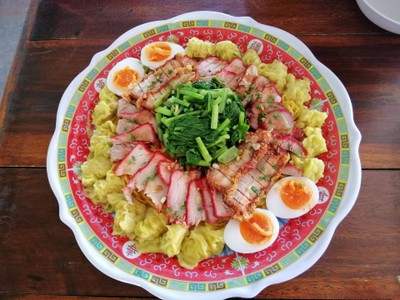 บะหมี่เกี๊ยวหมู Size M