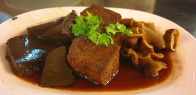 พะโล้ ไส้เลือด เต้่าหู้