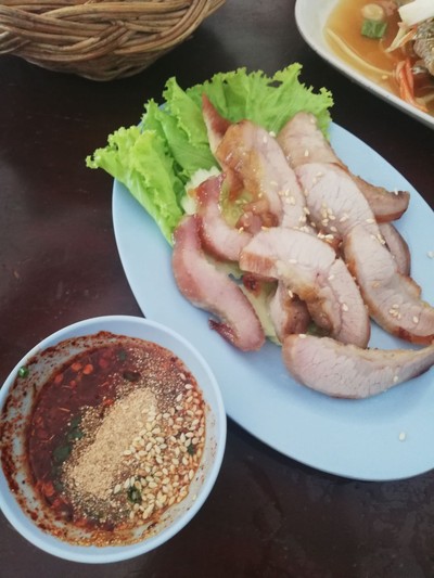 คอหมูย่าง (ราคาร้าน)