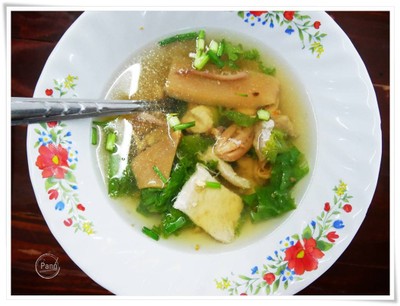 เกาเหลาน้ำไก่