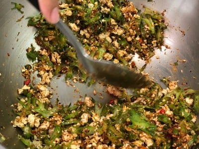 วิธีทำ ยำถั่วพลู วิธีทำ ยำถั่วพลู