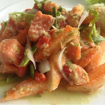 ยำแซลมอนวาซาบิ