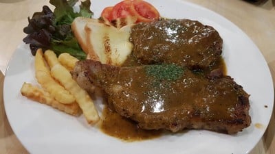 เมนูของร้าน Maki Cafe