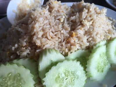 ข้าวผัดไข่ไม่ผัก
