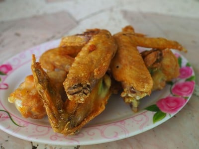 ปีกไก่ทอดน้ำปลา
