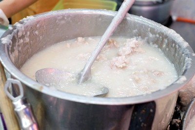 โจ๊กหมูสับ