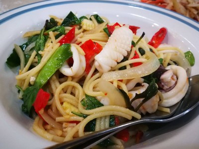 สปาเก็ตตี้ขี้มาทะเล