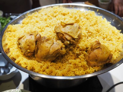 อาหาร หรือ เครื่องดื่ม