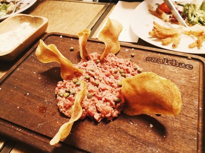 อาหาร หรือ เครื่องดื่ม