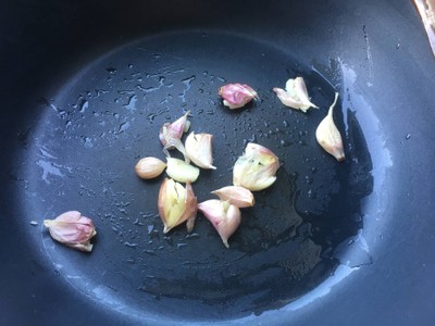 วิธีทำ ดอกหอมผัดไข่ วิธีทำ ดอกหอมผัดไข่