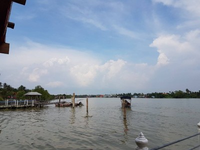 ตลาดน้ำดำเนินสะดวก แม่กลอง อัมพวา