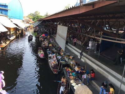 ตลาดน้ำดำเนินสะดวก แม่กลอง อัมพวา