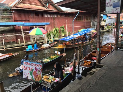 ตลาดน้ำดำเนินสะดวก แม่กลอง อัมพวา