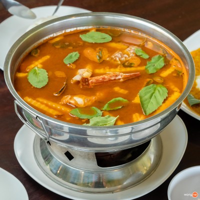 ครัวในวัง ริมทะเลกระซ้าขาว สมุทรสาคร