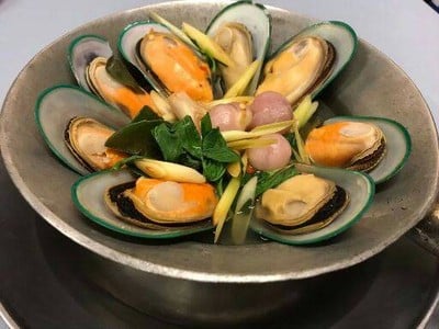 รสทิพย์ ซีฟู้ดส์ (Rosthip Seafood) รสทิพย์ ซีฟู้ดส์ (Rosthip Seafood)