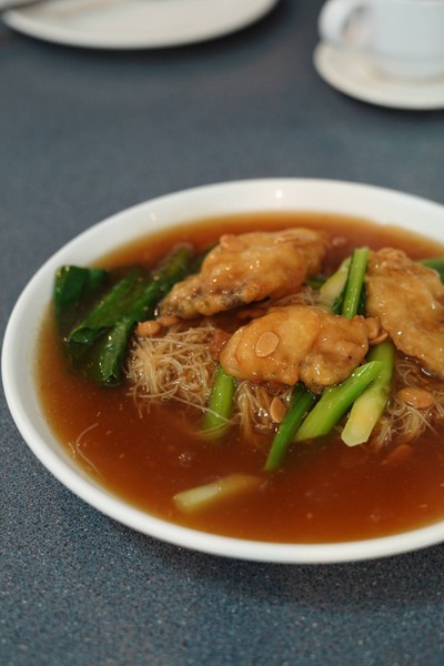 เมนูของร้าน หมี่กรอบจีนหลี