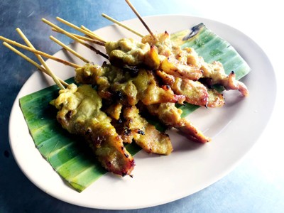 หมูสะเต๊ะ