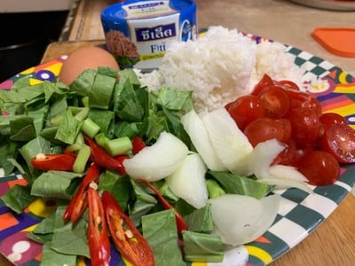 วิธีทำ ข้าวผัดปลาทูน่า