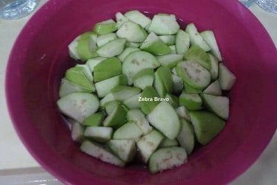 วิธีทำ มะเขือยาวผัดพริกโหระพา วิธีทำ มะเขือยาวผัดพริกโหระพา