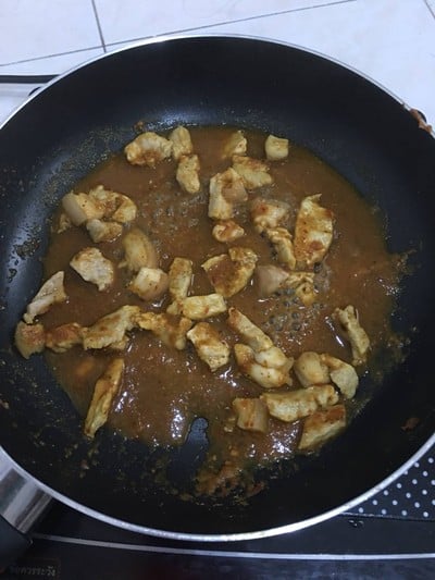วิธีทำ ผัดเผ็ดหมูสะตอ