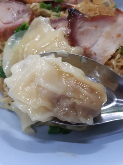 บะหมี่เกี๊ยวแห้ง
