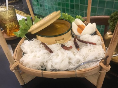 ขนมจีนน้ำยาปู