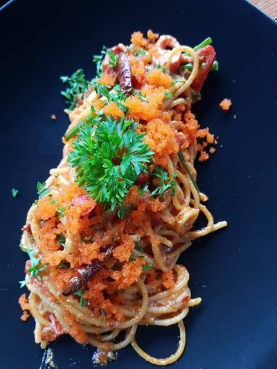 สปาเก็ตตี้ปลาหมึกผัดซอสไข่เค็ม