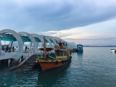 พาราเซลลิ่ง (Parasailing) เกาะเสม็ด