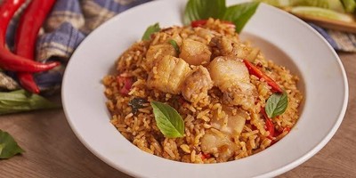 ข้าวผัดน้ำพริกเผา