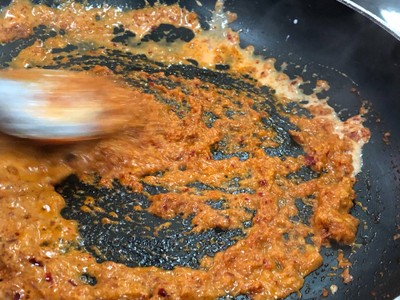 วิธีทำ แกงเผ็ดเป็ดย่าง วิธีทำ แกงเผ็ดเป็ดย่าง